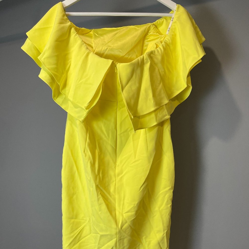 NWT Bardot Strapless Ruffle Sleeve Midi Dress in Yellow Lemon Drop - Size Medium - Picture 6 of 9